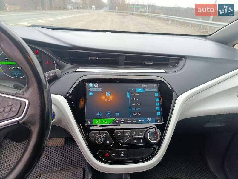 Хэтчбек Chevrolet Bolt EV 2018 в Жмеринке