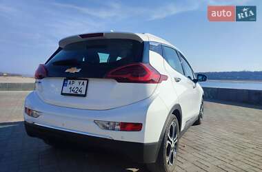 Хэтчбек Chevrolet Bolt EV 2021 в 