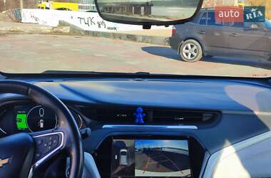 Хэтчбек Chevrolet Bolt EV 2021 в 
