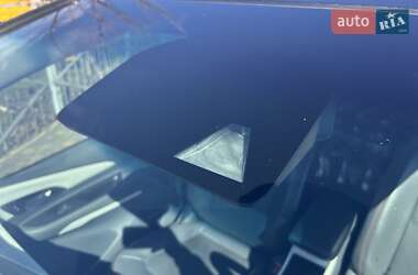 Хетчбек Chevrolet Bolt EV 2017 в 