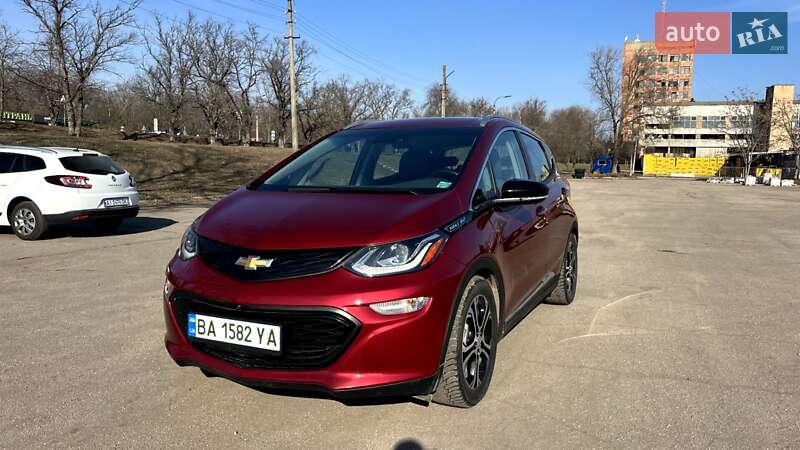 Хэтчбек Chevrolet Bolt EV 2020 в Кропивницком
