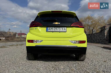 Хэтчбек Chevrolet Bolt EV 2019 в 
