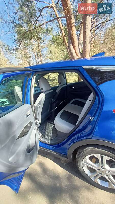 Хетчбек Chevrolet Bolt EV 2020 в Дніпрі