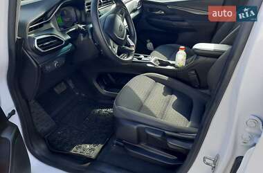 Хэтчбек Chevrolet Bolt EV 2022 в 