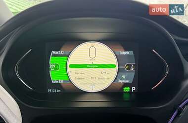 Хэтчбек Chevrolet Bolt EV 2019 в 