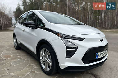 Хэтчбек Chevrolet Bolt EV 2022 в 