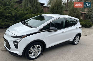 Хэтчбек Chevrolet Bolt EV 2022 в 