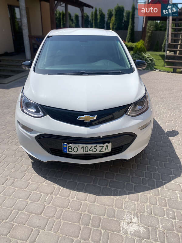 Хэтчбек Chevrolet Bolt EV 2017 в Тернополе фото 4 Хэтчбек Chevrolet Bolt EV 2017 в Тернополе
