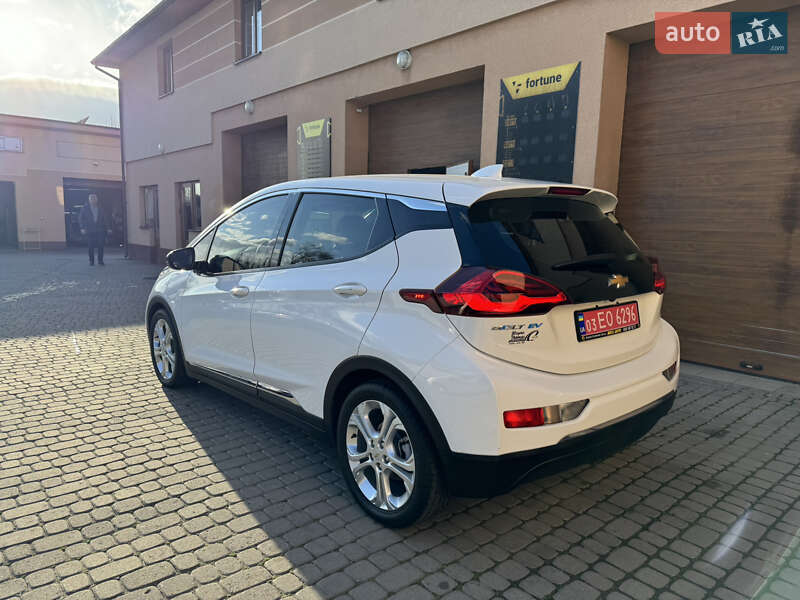 Хэтчбек Chevrolet Bolt EV 2017 в Ужгороде
