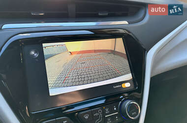 Хэтчбек Chevrolet Bolt EV 2017 в 