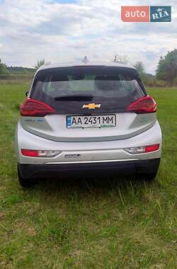 Хэтчбек Chevrolet Bolt EV 2017 в 