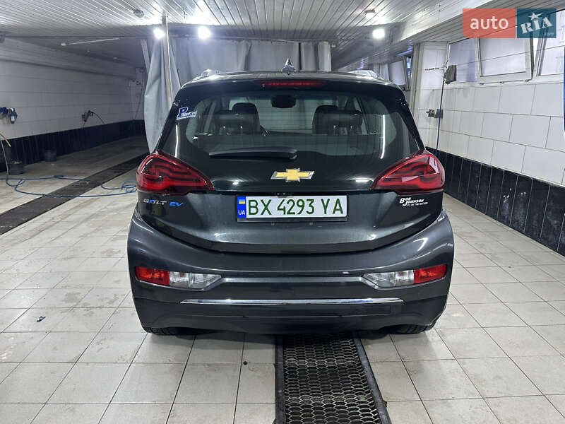 Хэтчбек Chevrolet Bolt EV 2017 в Хмельницком