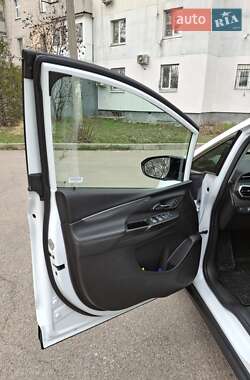 Хэтчбек Chevrolet Bolt EV 2023 в 