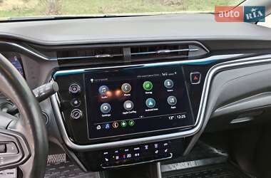 Хэтчбек Chevrolet Bolt EV 2023 в 
