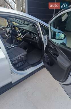 Хэтчбек Chevrolet Bolt EV 2023 в 