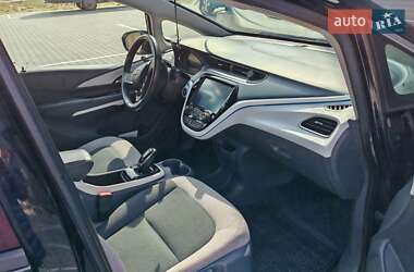 Хэтчбек Chevrolet Bolt EV 2017 в 