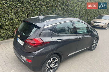Хэтчбек Chevrolet Bolt EV 2018 в 