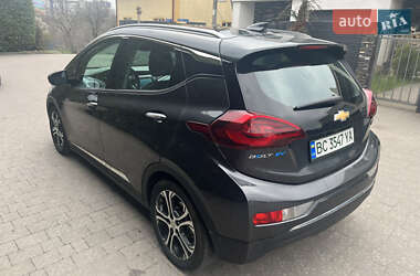 Хэтчбек Chevrolet Bolt EV 2018 в 