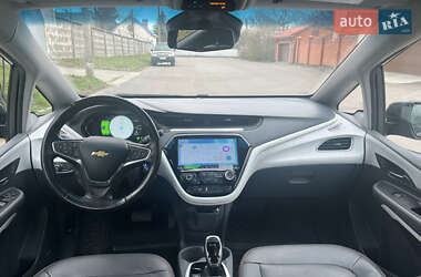 Хэтчбек Chevrolet Bolt EV 2018 в 