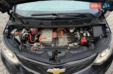 Хетчбек Chevrolet Bolt EV 2020 в 