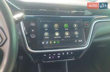 Хэтчбек Chevrolet Bolt EV 2023 в 