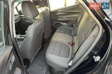 Хэтчбек Chevrolet Bolt EV 2023 в 