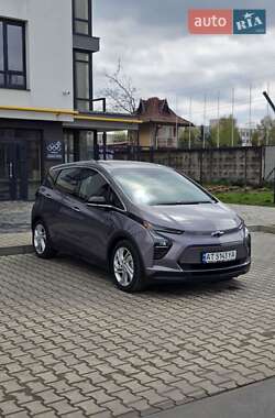 Хэтчбек Chevrolet Bolt EV 2023 в 