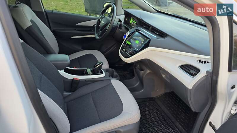 Хэтчбек Chevrolet Bolt EV 2021 в Тлумаче