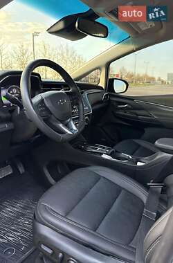 Хэтчбек Chevrolet Bolt EV 2023 в 