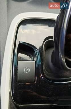 Хэтчбек Chevrolet Bolt EV 2016 в 