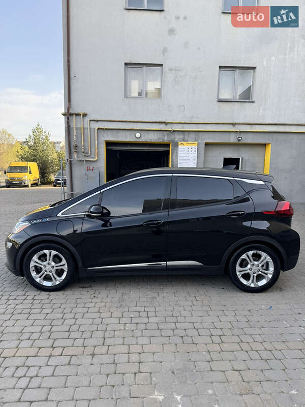 Хэтчбек Chevrolet Bolt EV 2017 в Ивано-Франковске