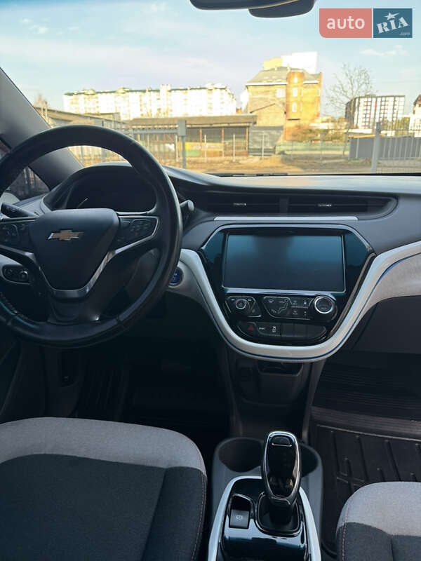 Хэтчбек Chevrolet Bolt EV 2017 в Ивано-Франковске