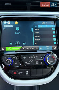 Хэтчбек Chevrolet Bolt EV 2020 в 