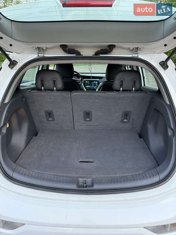 Хэтчбек Chevrolet Bolt EV 2020 в Львове