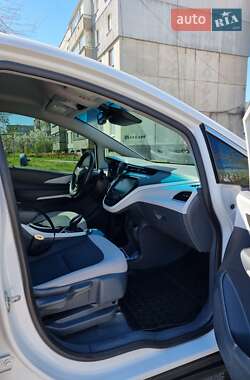Хэтчбек Chevrolet Bolt EV 2019 в 