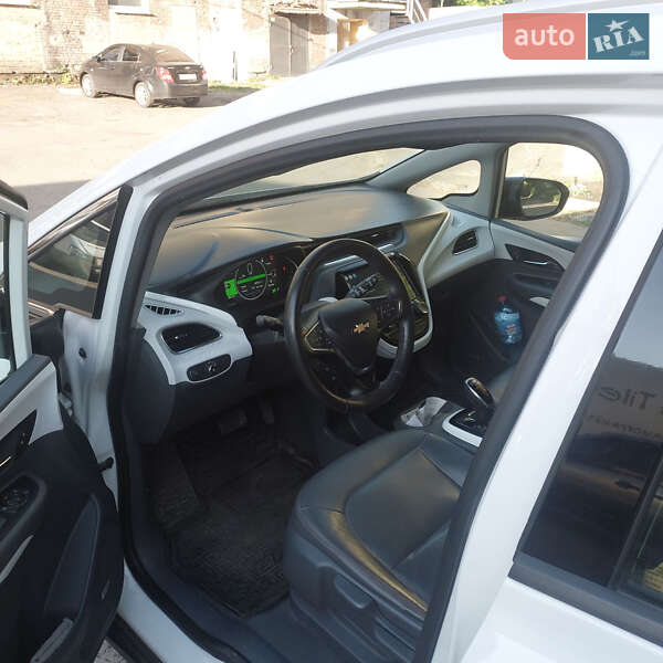 Хетчбек Chevrolet Bolt EV 2017 в Києві