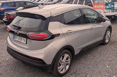 Хетчбек Chevrolet Bolt EV 2023 в 