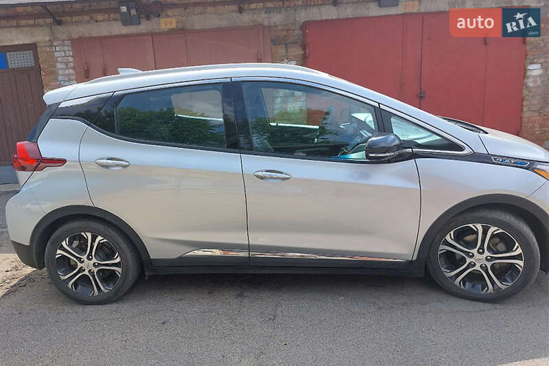 Хетчбек Chevrolet Bolt EV 2017 в Києві