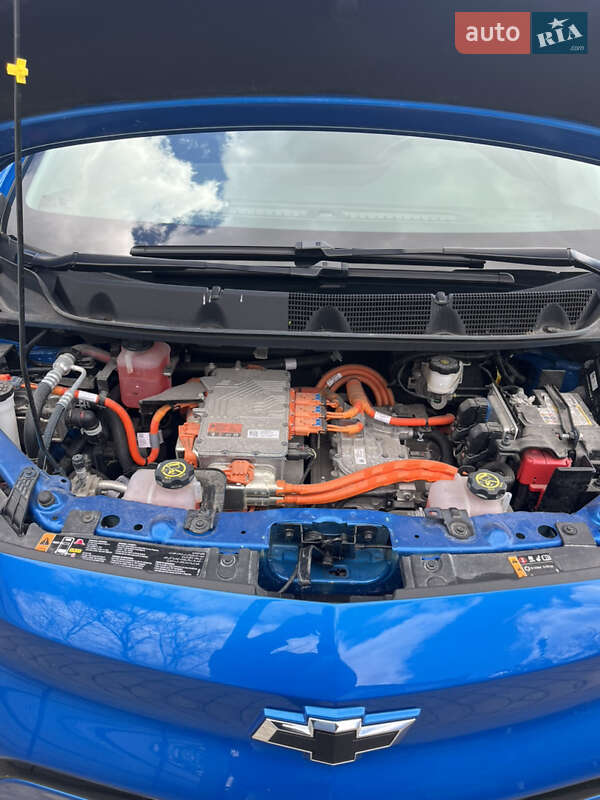 Хэтчбек Chevrolet Bolt EV 2023 в Чернигове фото 18 Хэтчбек Chevrolet Bolt EV 2023 в Чернигове