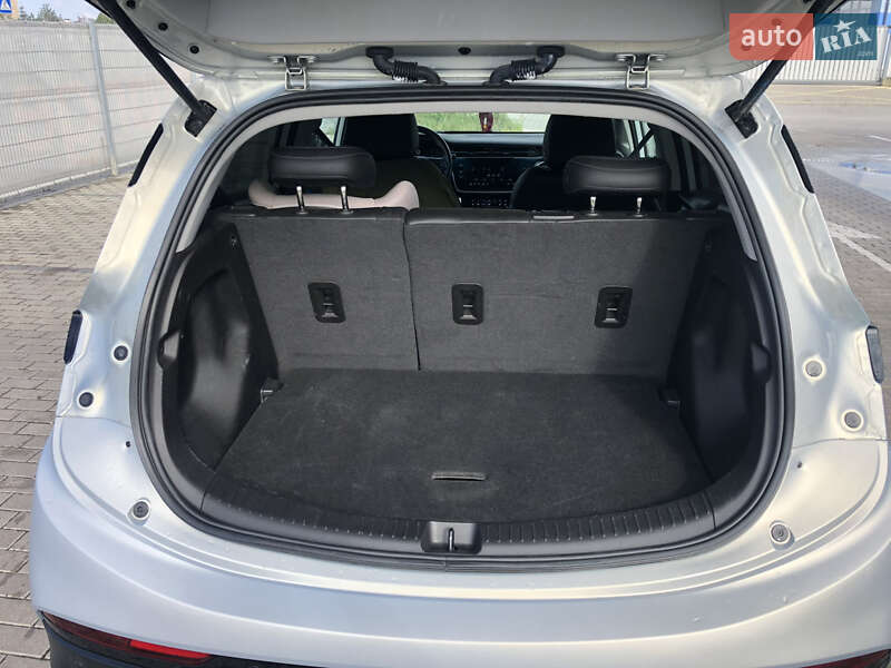 Хэтчбек Chevrolet Bolt EV 2023 в Львове фото 10 Хэтчбек Chevrolet Bolt EV 2023 в Львове