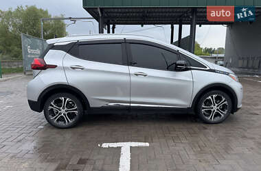 Хетчбек Chevrolet Bolt EV 2017 в 