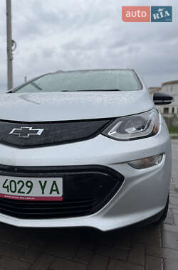 Хетчбек Chevrolet Bolt EV 2017 в 