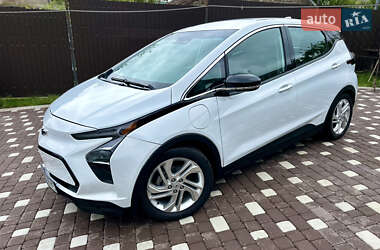 Хэтчбек Chevrolet Bolt EV 2023 в 