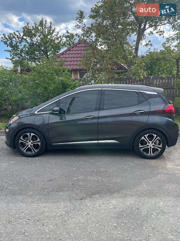 Хэтчбек Chevrolet Bolt EV 2017 в Ужгороде фото 4 Хэтчбек Chevrolet Bolt EV 2017 в Ужгороде