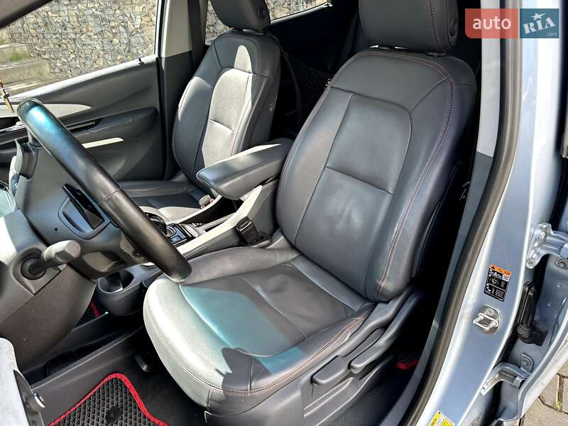 Хетчбек Chevrolet Bolt EV 2017 в Івано-Франківську