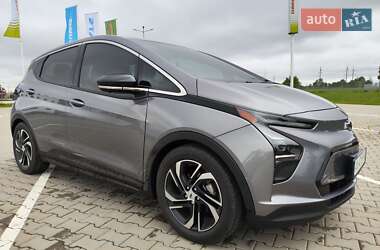 Хэтчбек Chevrolet Bolt EV 2022 в 