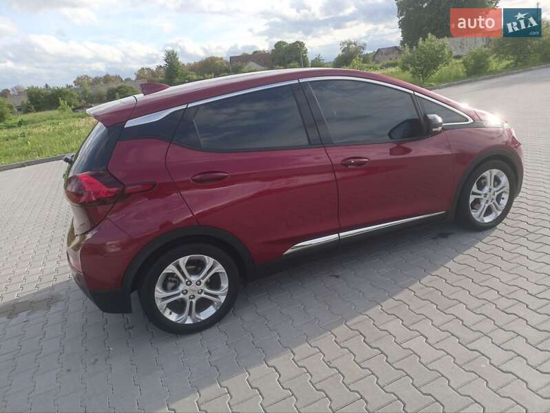 Хэтчбек Chevrolet Bolt EV 2020 в Ивано-Франковске