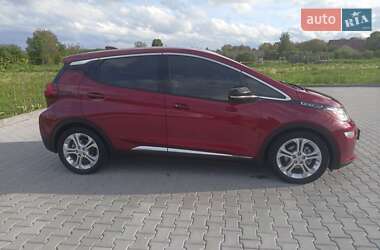 Хэтчбек Chevrolet Bolt EV 2020 в 