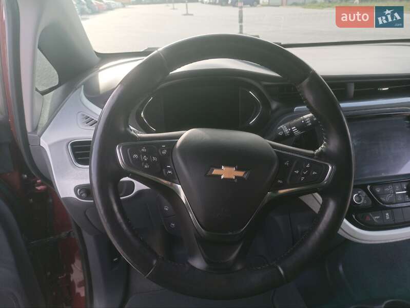 Хэтчбек Chevrolet Bolt EV 2020 в Ивано-Франковске