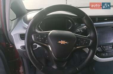 Хэтчбек Chevrolet Bolt EV 2020 в 